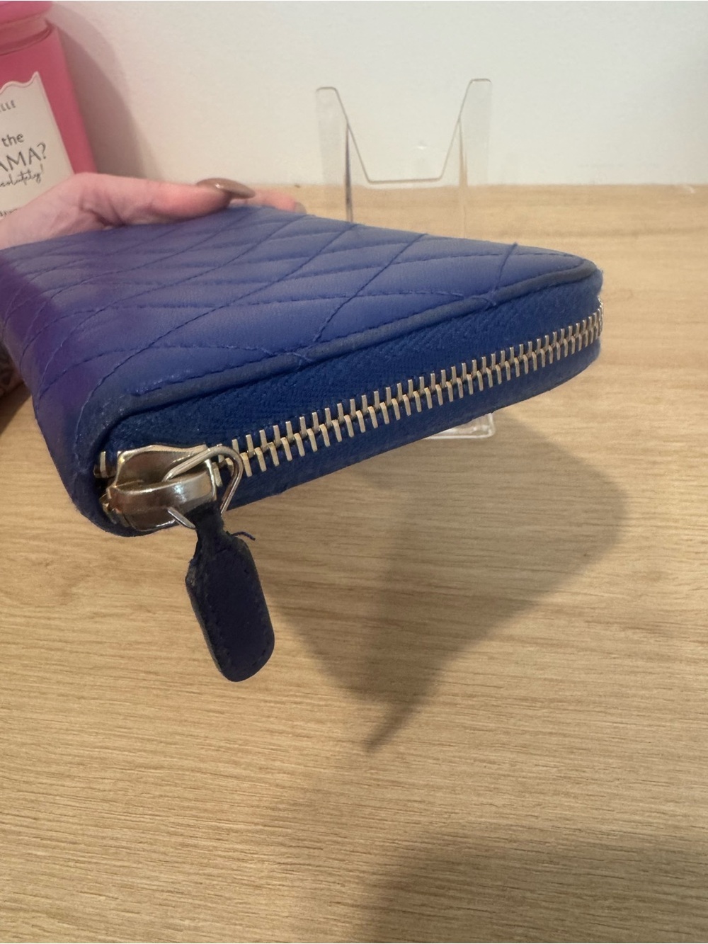 CHANEL Quilted Zip Wallet in Deep Blue with Gold CC - Picture 2 of 5